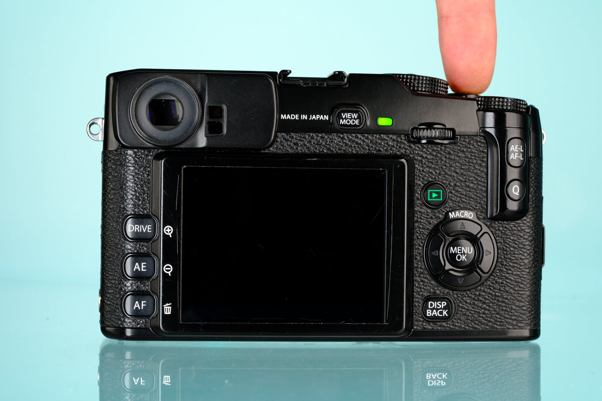 Fujifilm X-Pro1 APS-C Mirrorless Camera - X Mount (read)