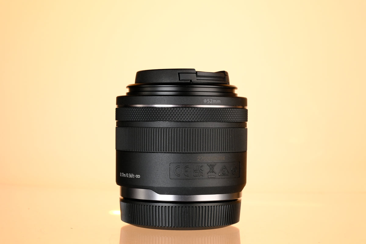 Canon RF 35mm f/1.8 Macro IS STM Lens
