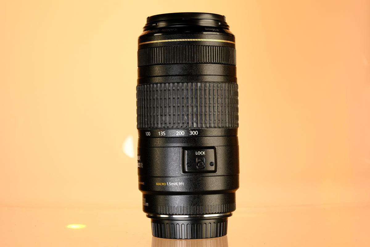 Canon 70-300mm f/4-5.6 IS USM EF Lens