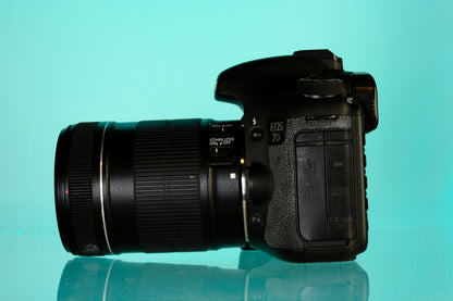 Canon 7D 18mp APS-C CMOS DSLR Camera + 18-135mm f/3.5-5.6 EF-S IS Lens
