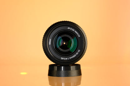 Nikon AF-S DX ED 55-200mm f/4-5.6 Lens