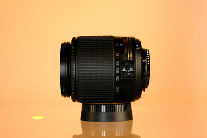 Nikon AF-S DX ED 55-200mm f/4-5.6 Lens
