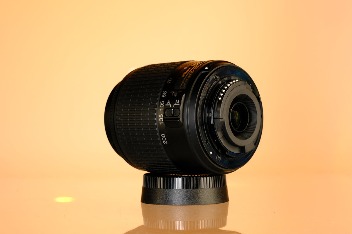 Nikon AF-S DX ED 55-200mm f/4-5.6 Lens