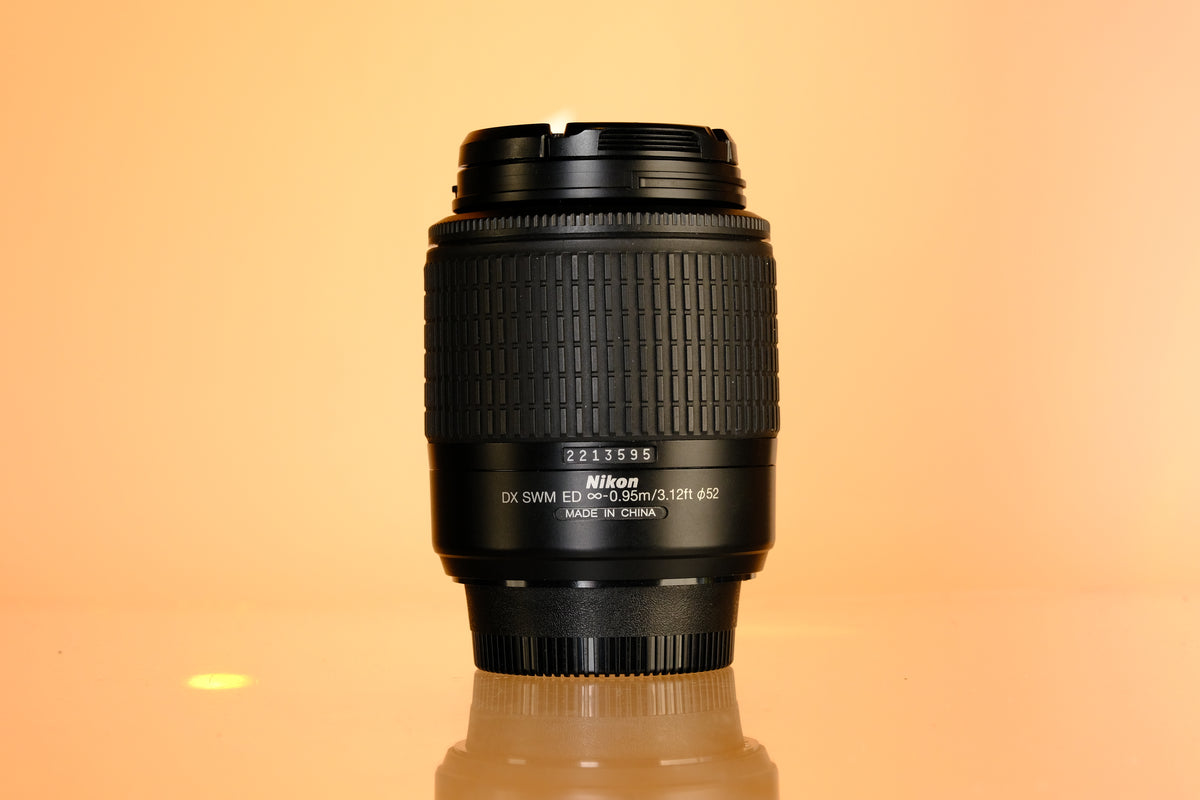 Nikon AF-S DX ED 55-200mm f/4-5.6 Lens