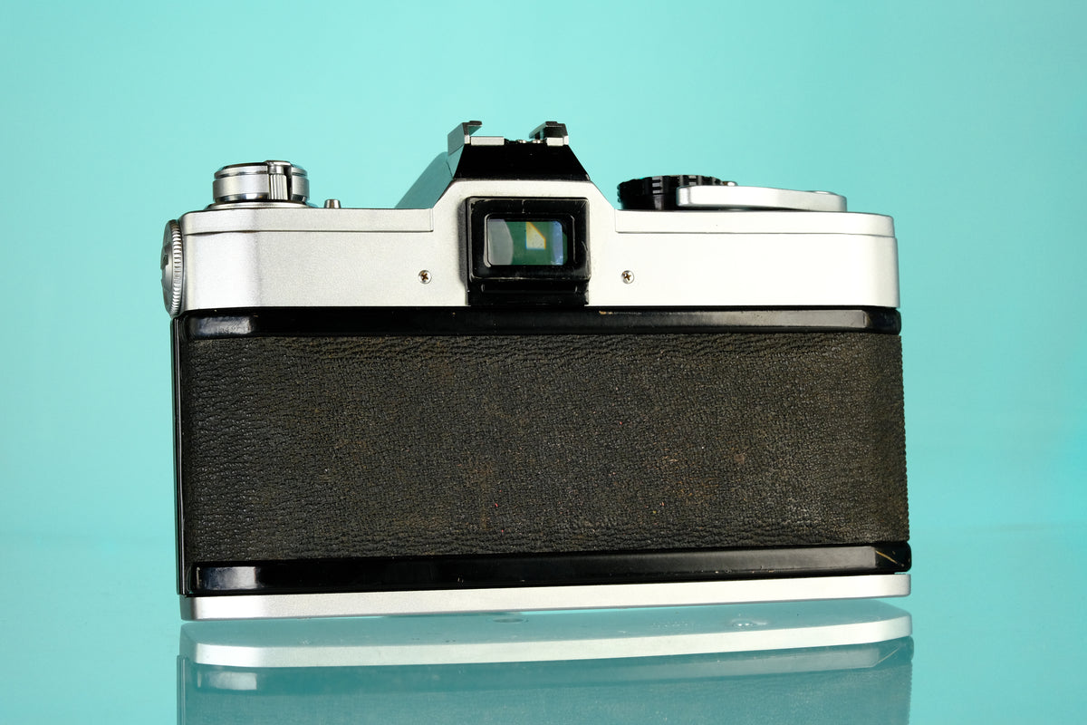 Canon FTb QL 35mm SLR Film Camera + FL 50mm f/1.8 Lens