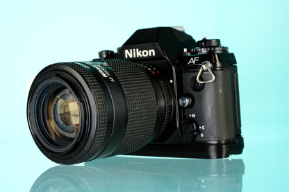 Nikon N2020 AF 35mm SLR Film Camera + AF Nikkor 35-105mm f/3.5-4.5 Zoom Lens