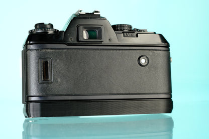 Nikon N2020 AF 35mm SLR Film Camera + AF Nikkor 35-105mm f/3.5-4.5 Zoom Lens