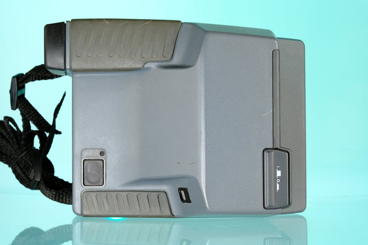 Polaroid Impulse 600 Instant Film Camera
