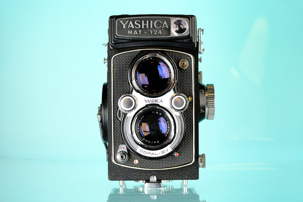Yashica Mat 124 TLR 6x6 Medium Format FIlm Camera