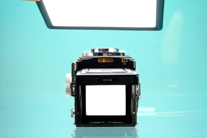 Yashica Mat 124 TLR 6x6 Medium Format FIlm Camera