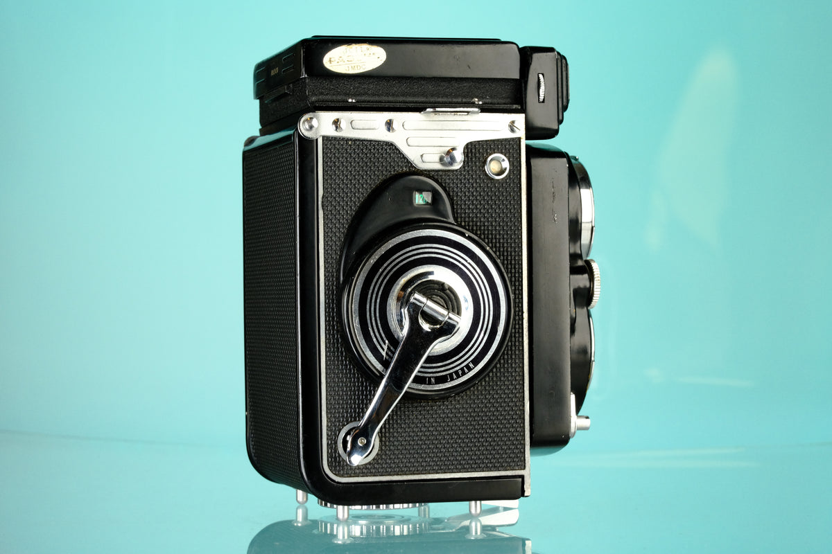 Yashica Mat 124 TLR 6x6 Medium Format Film Camera