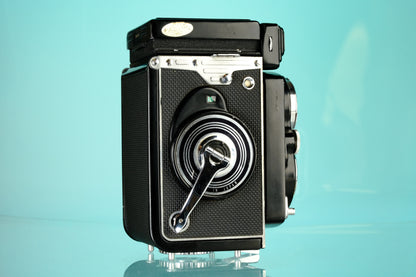 Yashica Mat 124 TLR 6x6 Medium Format Film Camera