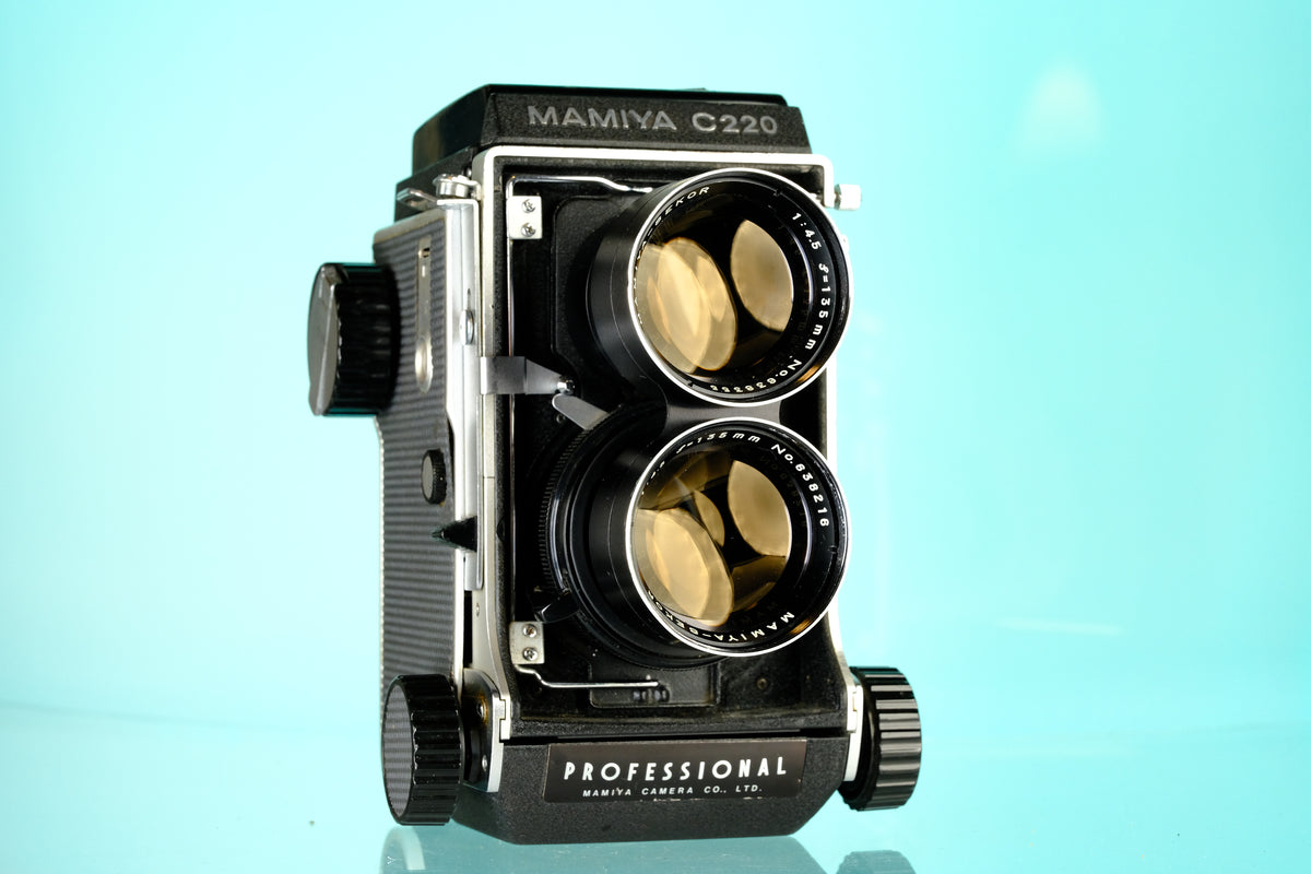 Mamiya C220 TLR Medium Format Film Camera + 135mm F/4.5 Blue Dot Lens
