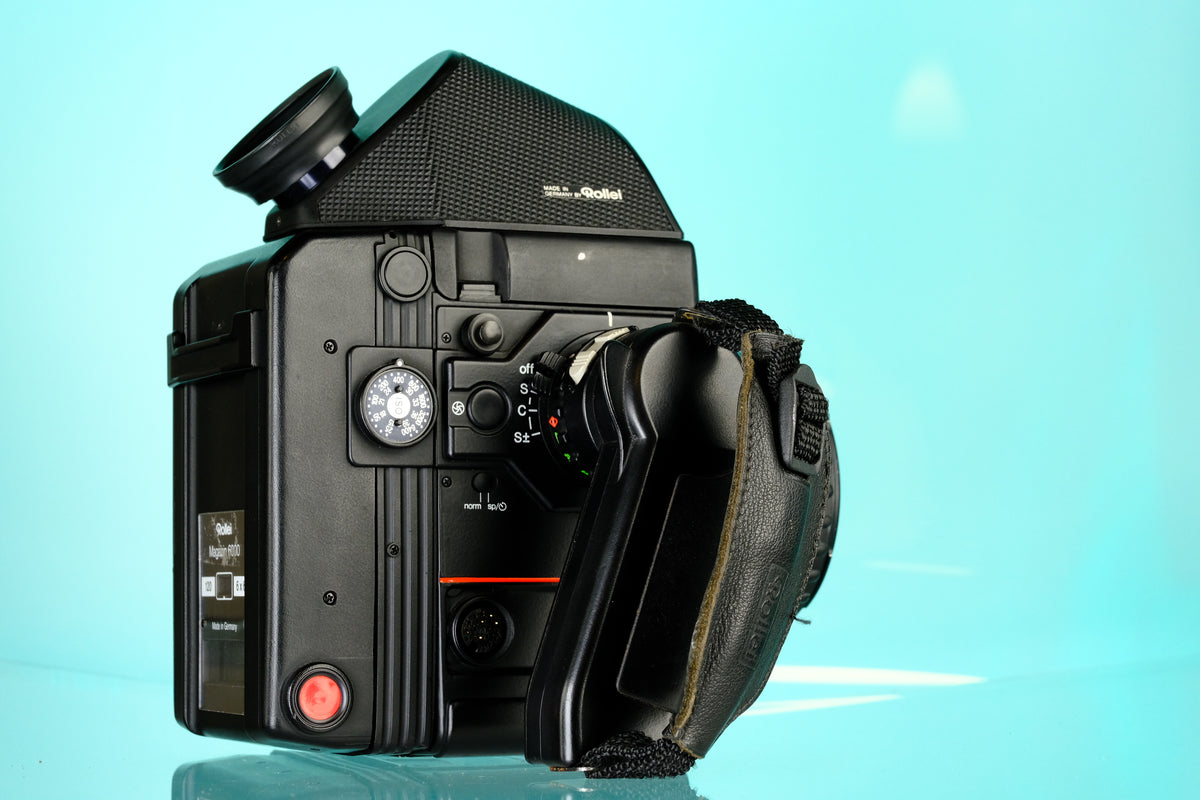 Rollei Rolleiflex 6008 Intergral Medium Format Camera + Rollei HFT 80mm f/2.8 Planar Lens + 45 Prism Viewfinder + Handle Grip