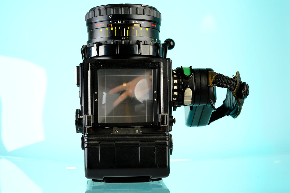 Rollei Rolleiflex 6008 Intergral Medium Format Camera + Rollei HFT 80mm f/2.8 Planar Lens + 45 Prism Viewfinder + Handle Grip