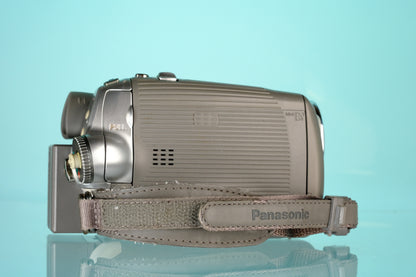 Panasonic PV-GS150 3CCD Mini DV Camcorder