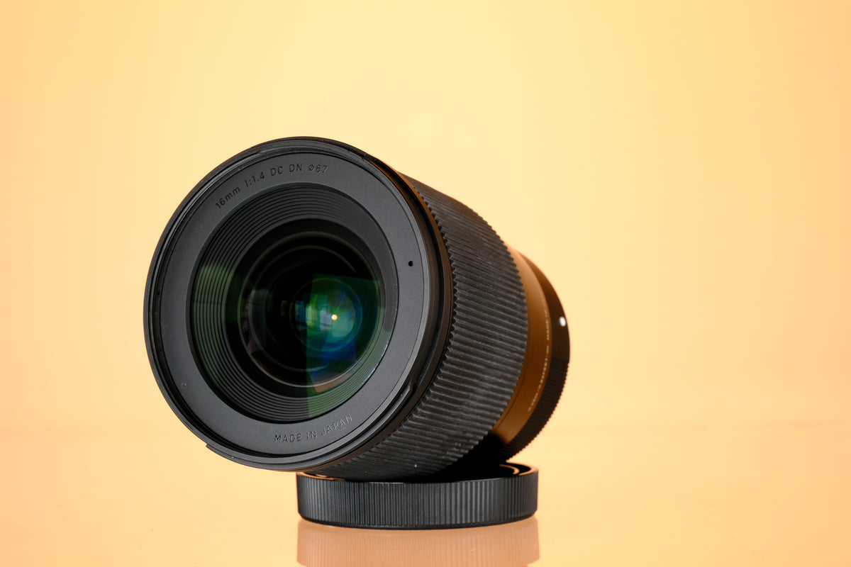 Sigma 16mm f/1.4 Sony E Mount Lens