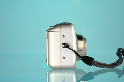 Minolta Capios 160A 35mm Point and Shoot Film Camera