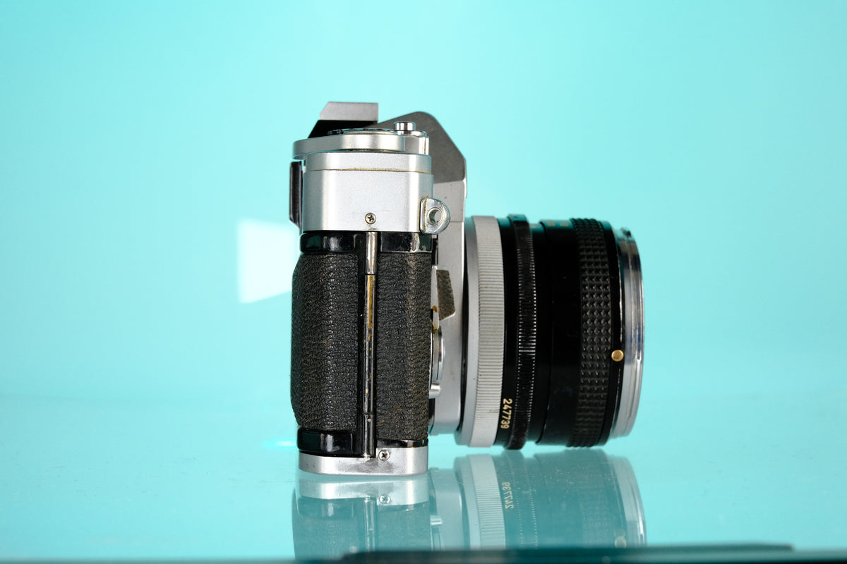 Canon FTb QL 35mm SLR Film Camera + 50mm f/1.8 FD Lens