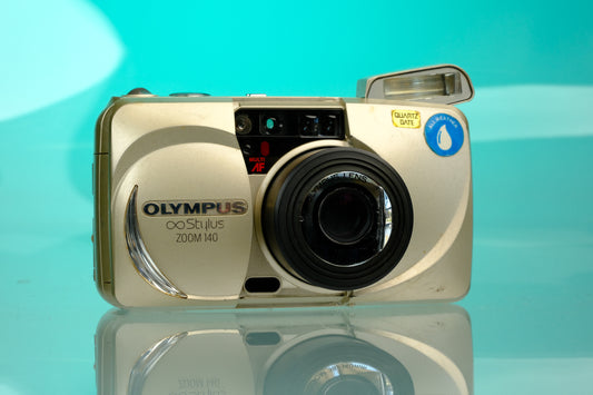 Olympus Infinity Stylus Zoom 140 35mm Point and Shoot Camera