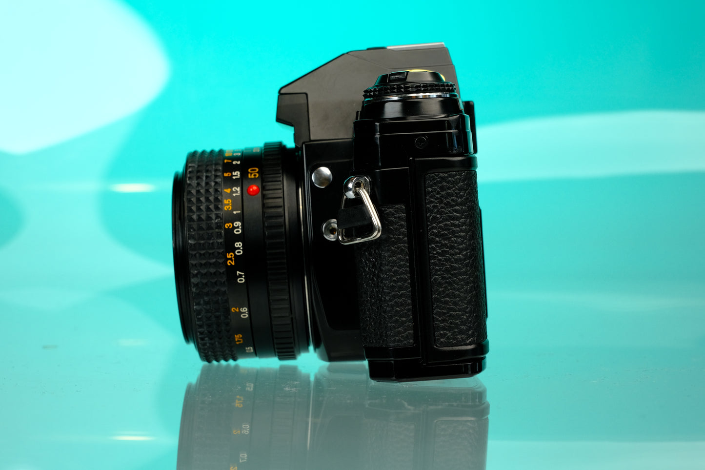 Minolta X-7a 35mm SLR + 50mm f/1.7 Lens