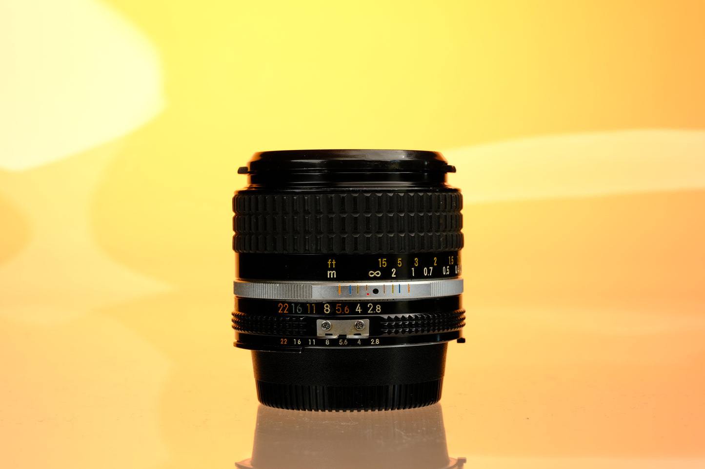 Nikon Nikkor 28mm f/2.8 Ai Lens