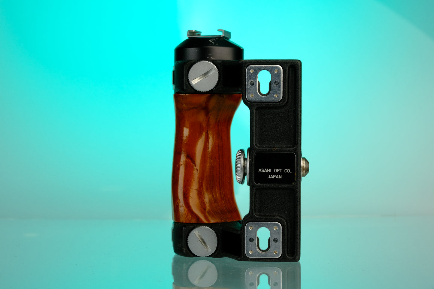 Pentax 6x7 Left Hand Wood Grip