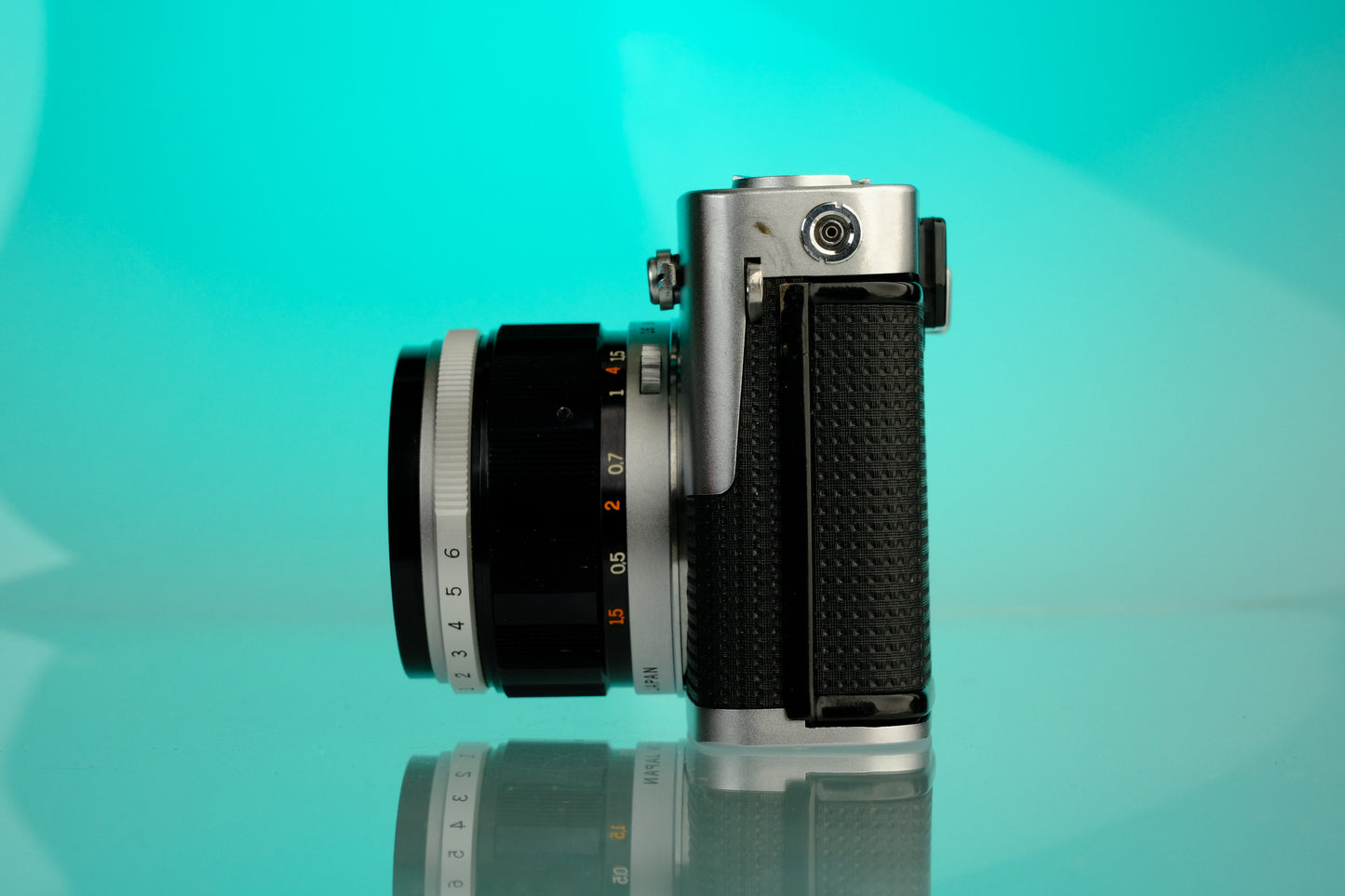 Olympus Pen FV 35mm Half Frame Film Camera + 40mm f/1.4 Lens