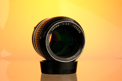 Nikon Nikkor 105mm Ai f/2.5 Telephoto Prime Lens