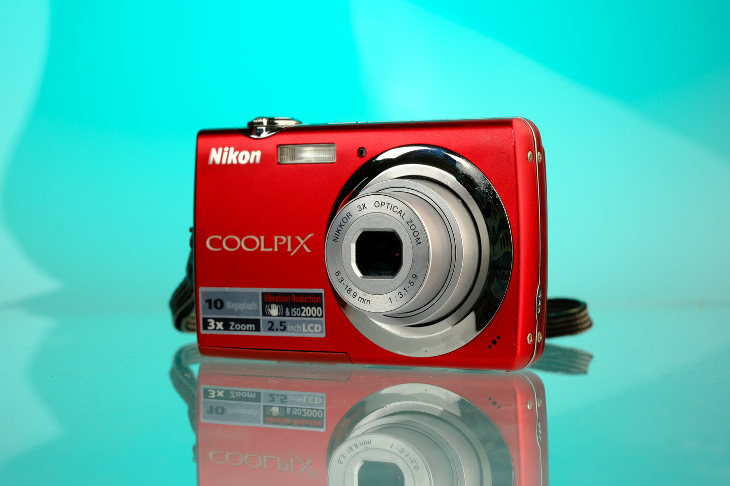 Nikon Coolpix s220 Digital Point and Shoot Camera Digicam