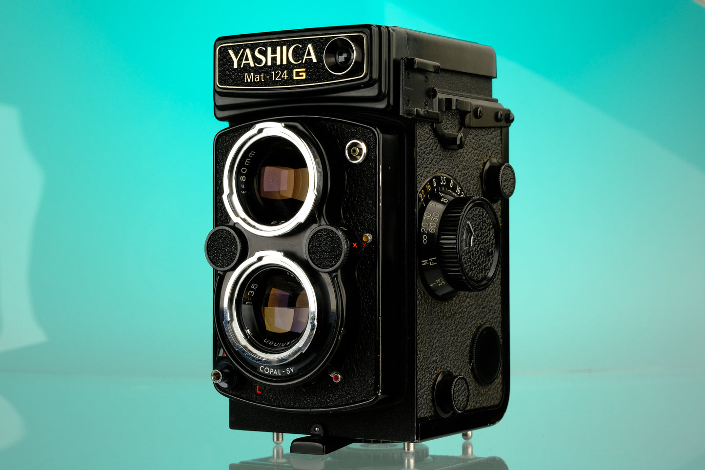 Yashica Mat-124G 6x6 TLR Medium Format Film Camera