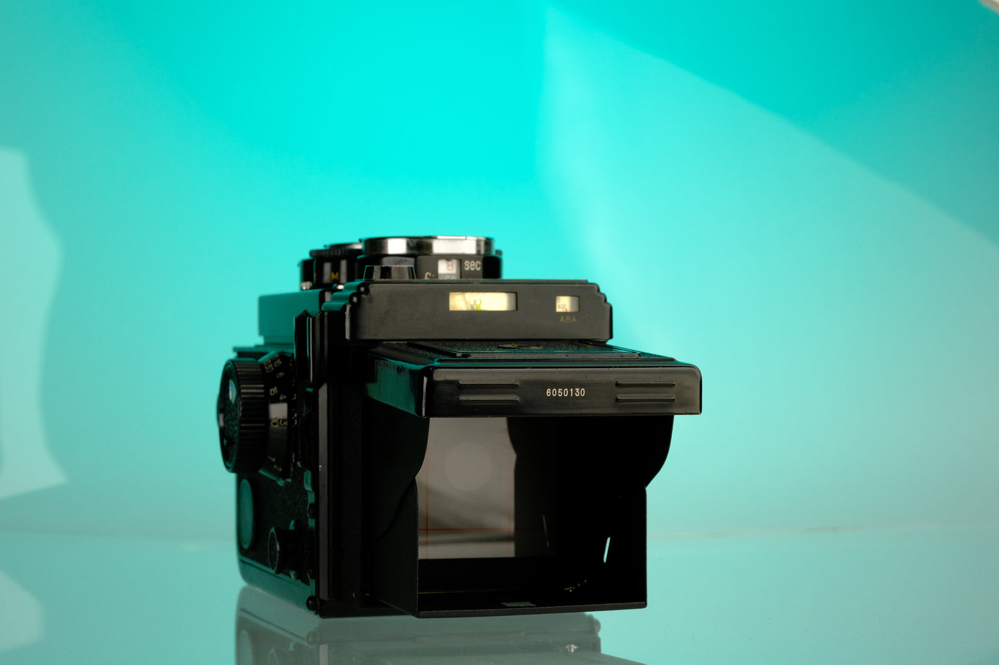 Yashica Mat-124G 6x6 TLR Medium Format Film Camera