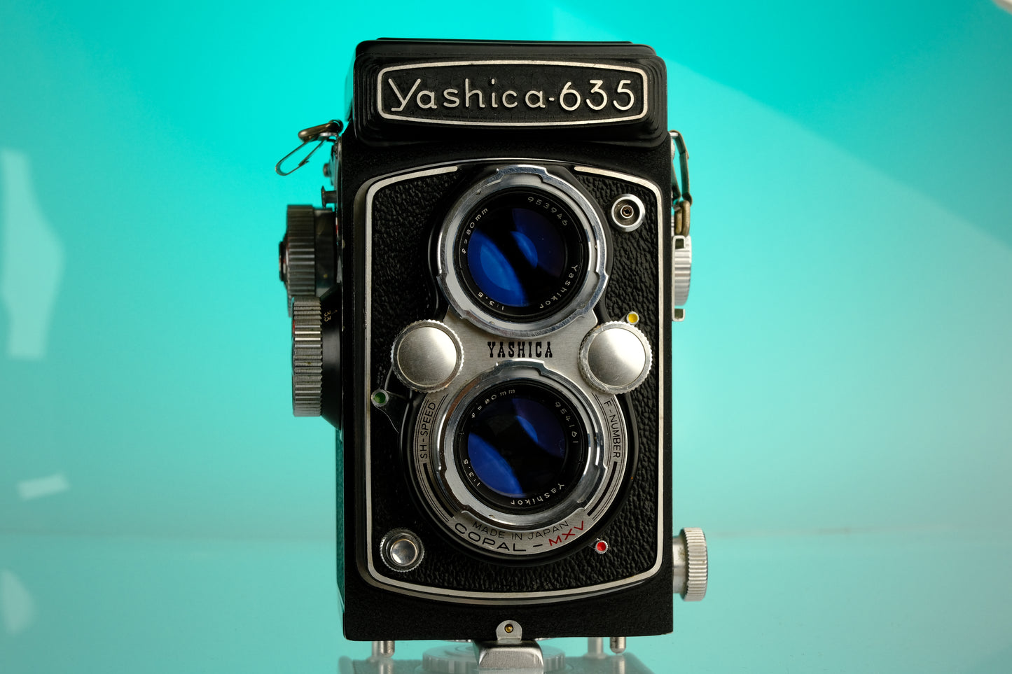 Yashica 635 6x6 Medium Format TLR Film Camera + 35mm Adapter