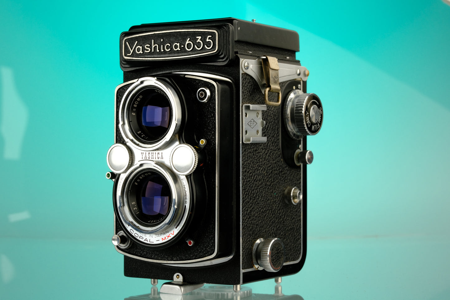 Yashica 635 6x6 Medium Format TLR Film Camera + 35mm Adapter
