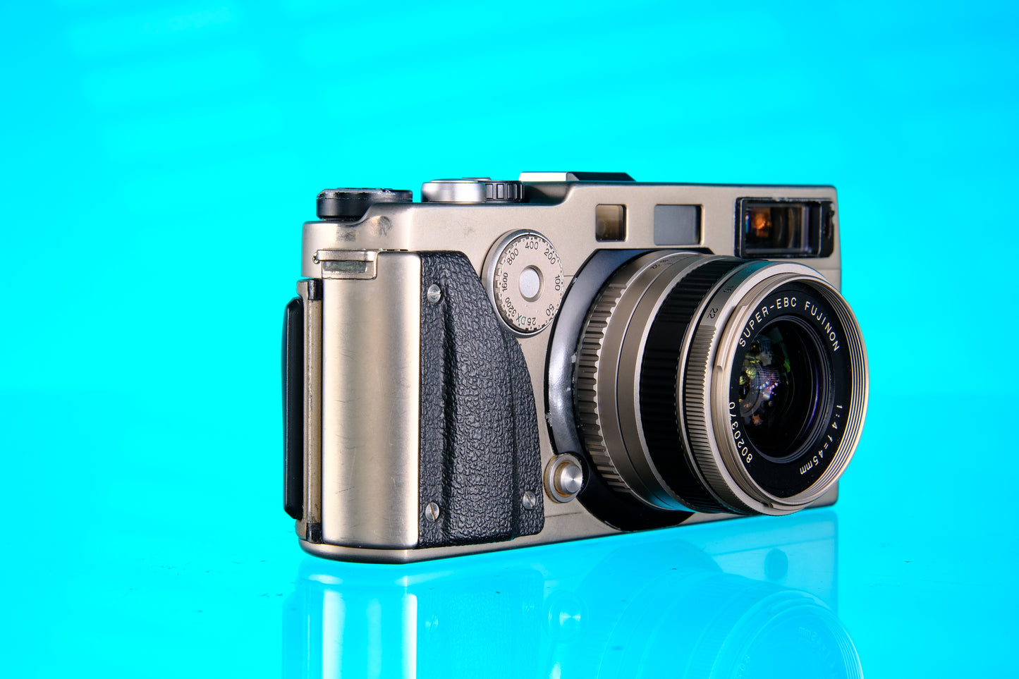 Fujifilm TX-1 Hasselblad XPAN 35mm Panoramic Rangefinder Camera + 45mm f/4.0 Lens