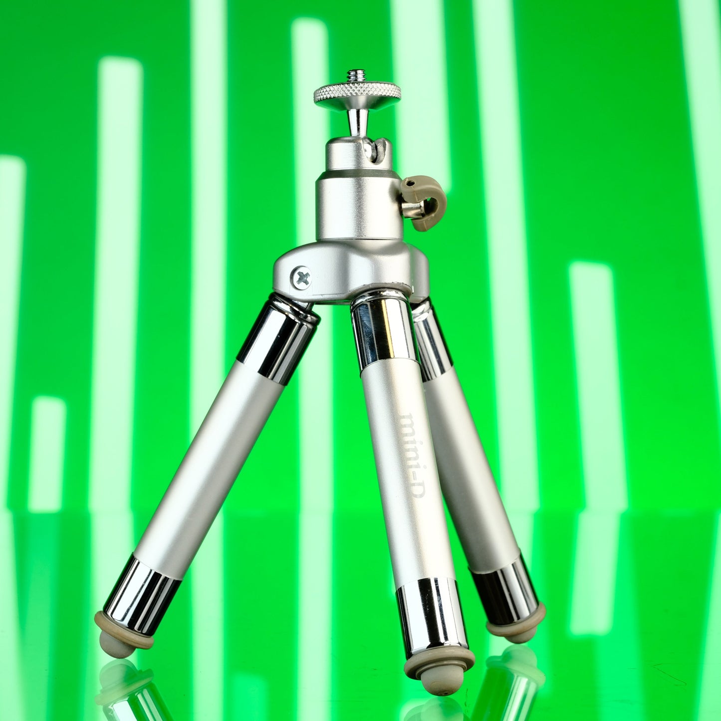 Plantinum Plus Table Top Tripod and Ball Head