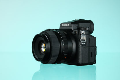 Fujifilm GFX 50s Medium Format Digital Camera Kit + 63mm f/2.8 GF Autofocus Lens