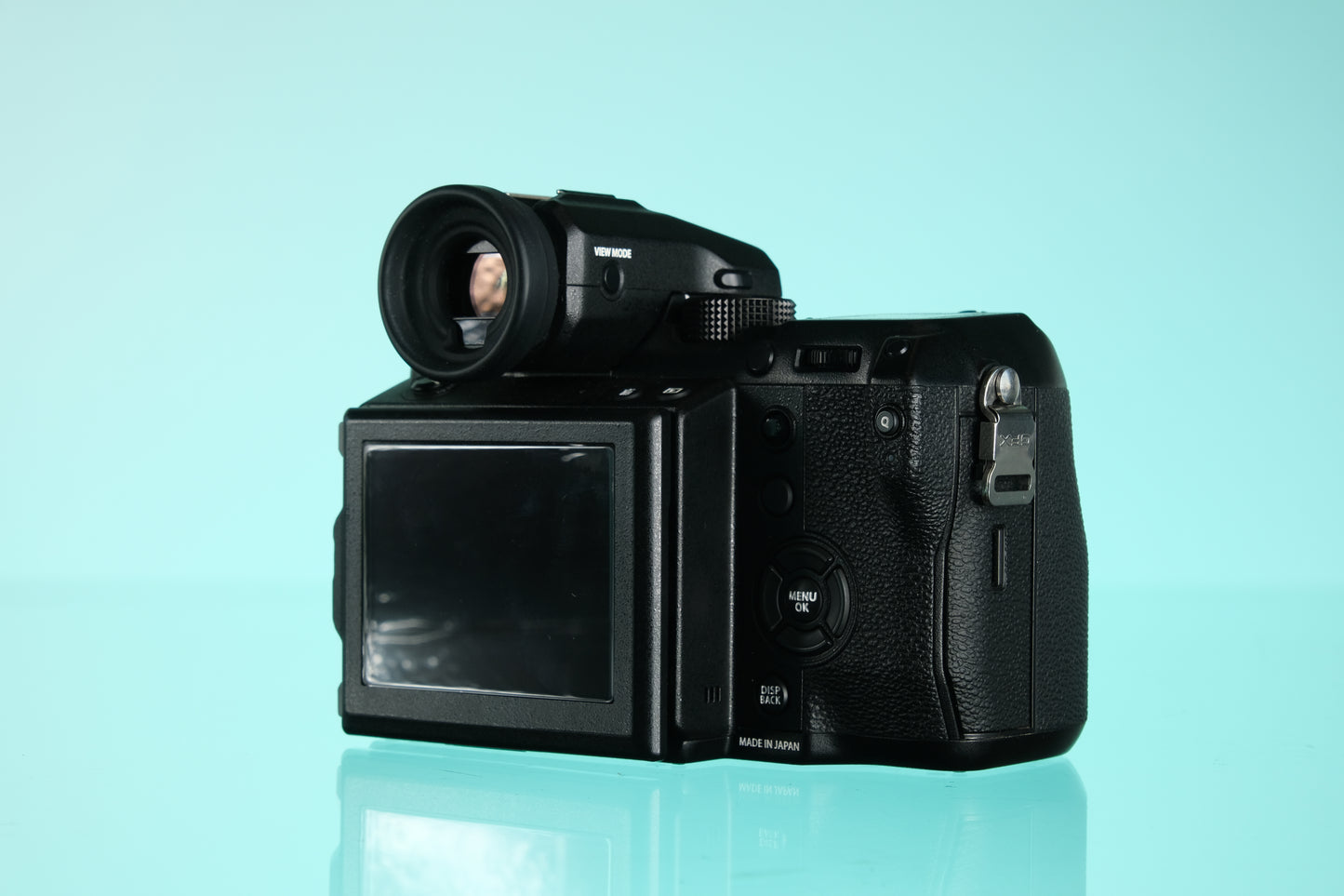 Fujifilm GFX 50s Medium Format Digital Camera Kit + 63mm f/2.8 GF Autofocus Lens