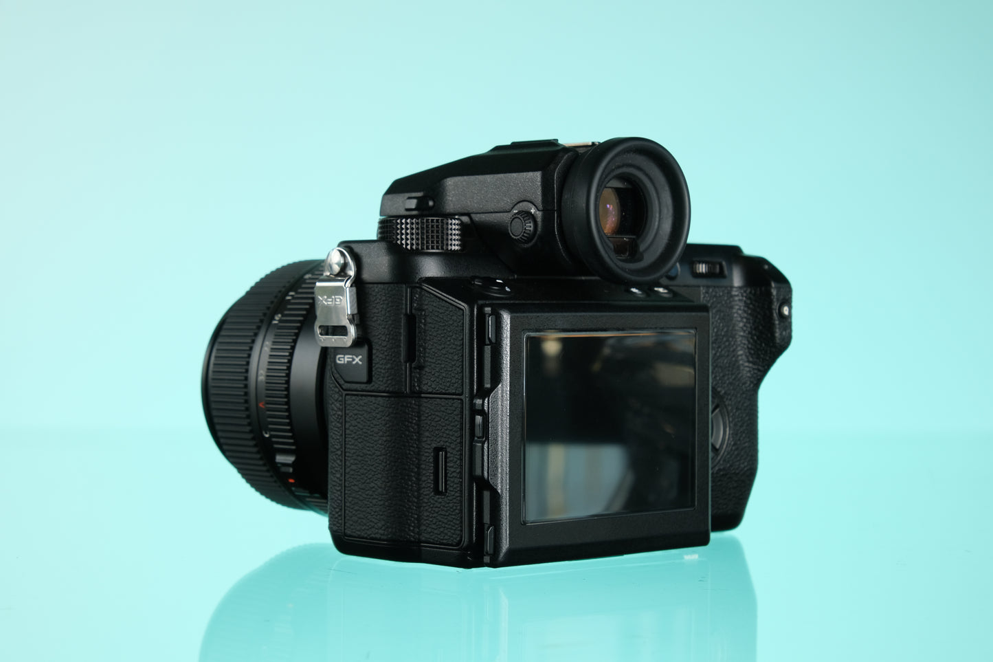 Fujifilm GFX 50s Medium Format Digital Camera Kit + 63mm f/2.8 GF Autofocus Lens