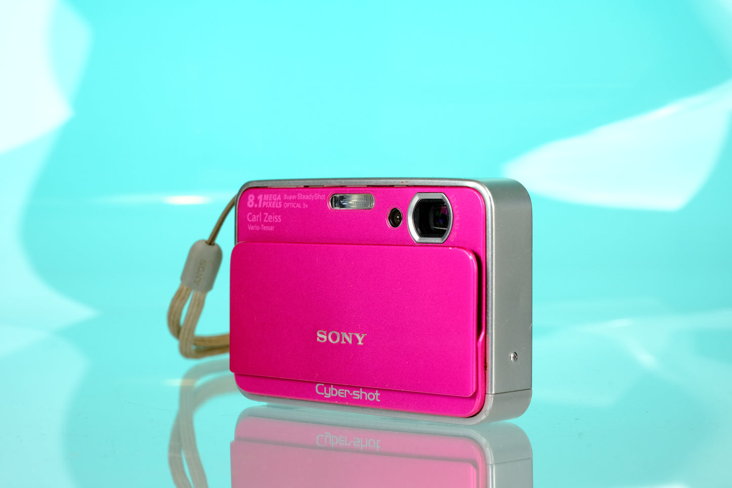 Sony DSC-T2 Clamshell Digital Point and Shoot Compact Camera Digicam
