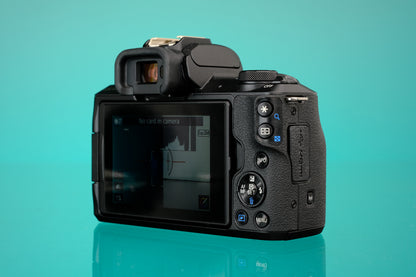 Canon M50 Mark II APS-C Mirrorless Digital Camera + 15-45mm f/3.5-6.3 IS STM Lens