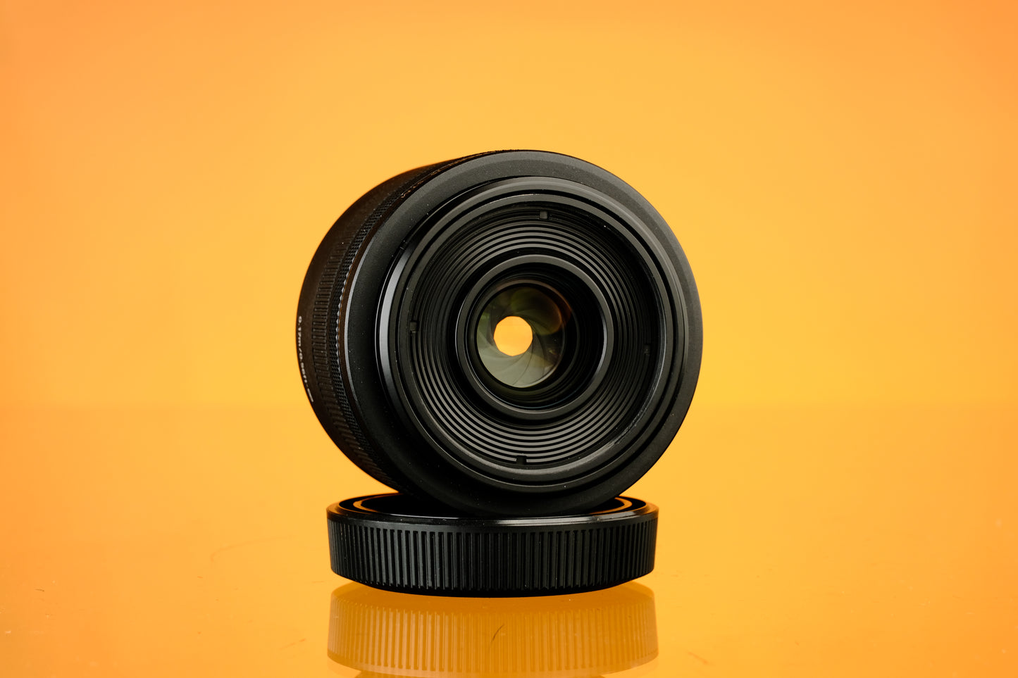 Canon RF 35mm f/1.8 Macro IS STM Lens