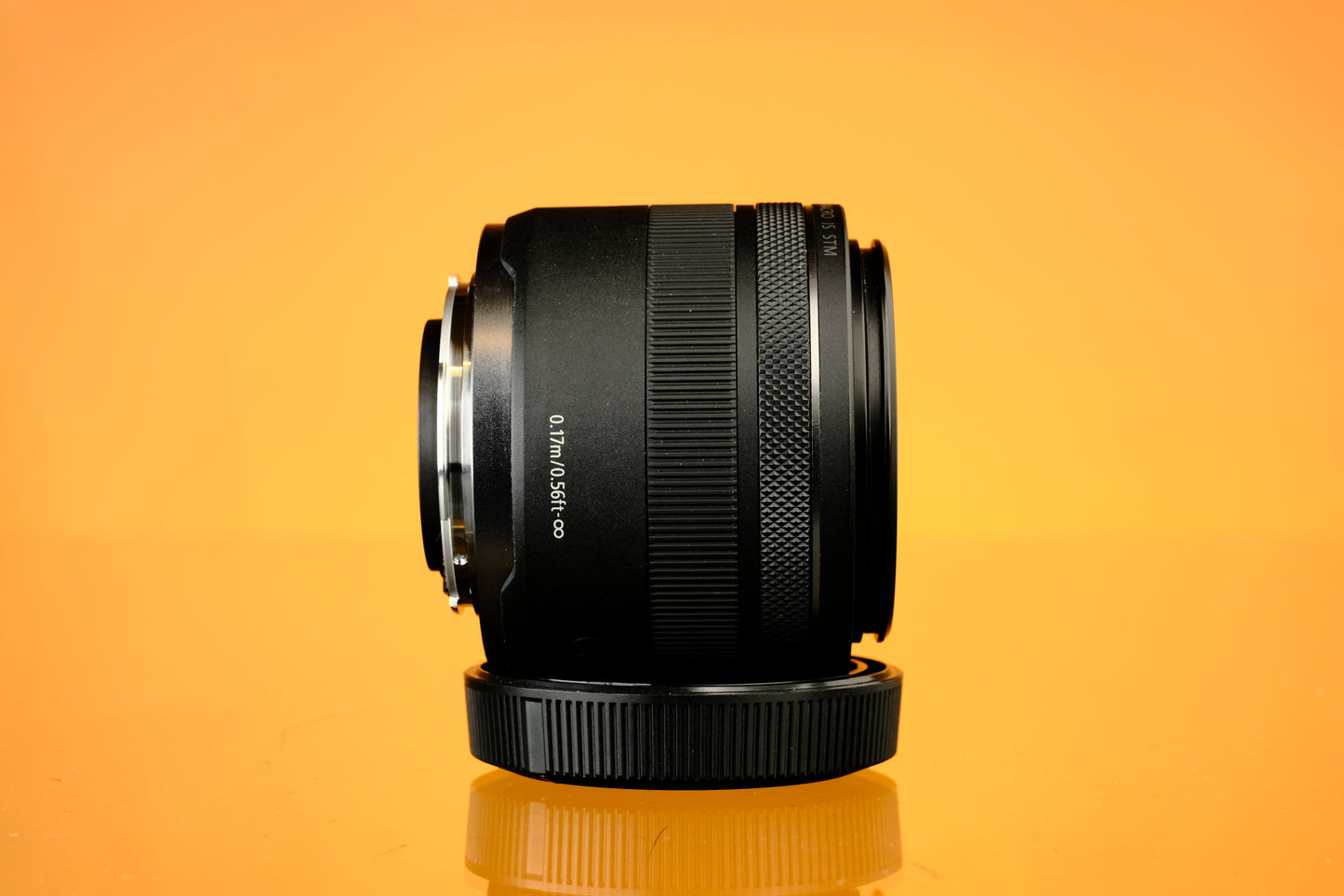 Canon RF 35mm f/1.8 Macro IS STM Lens