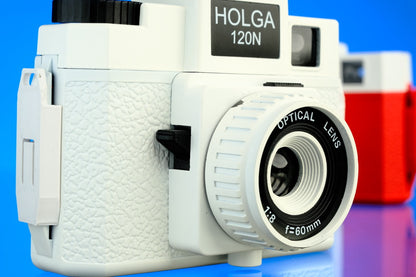 Holga 120n Upgraded latch & pressure plate modification kit