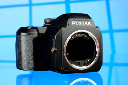 Pentax 645n 120 220 Medium Format Autofocus SLR Camera