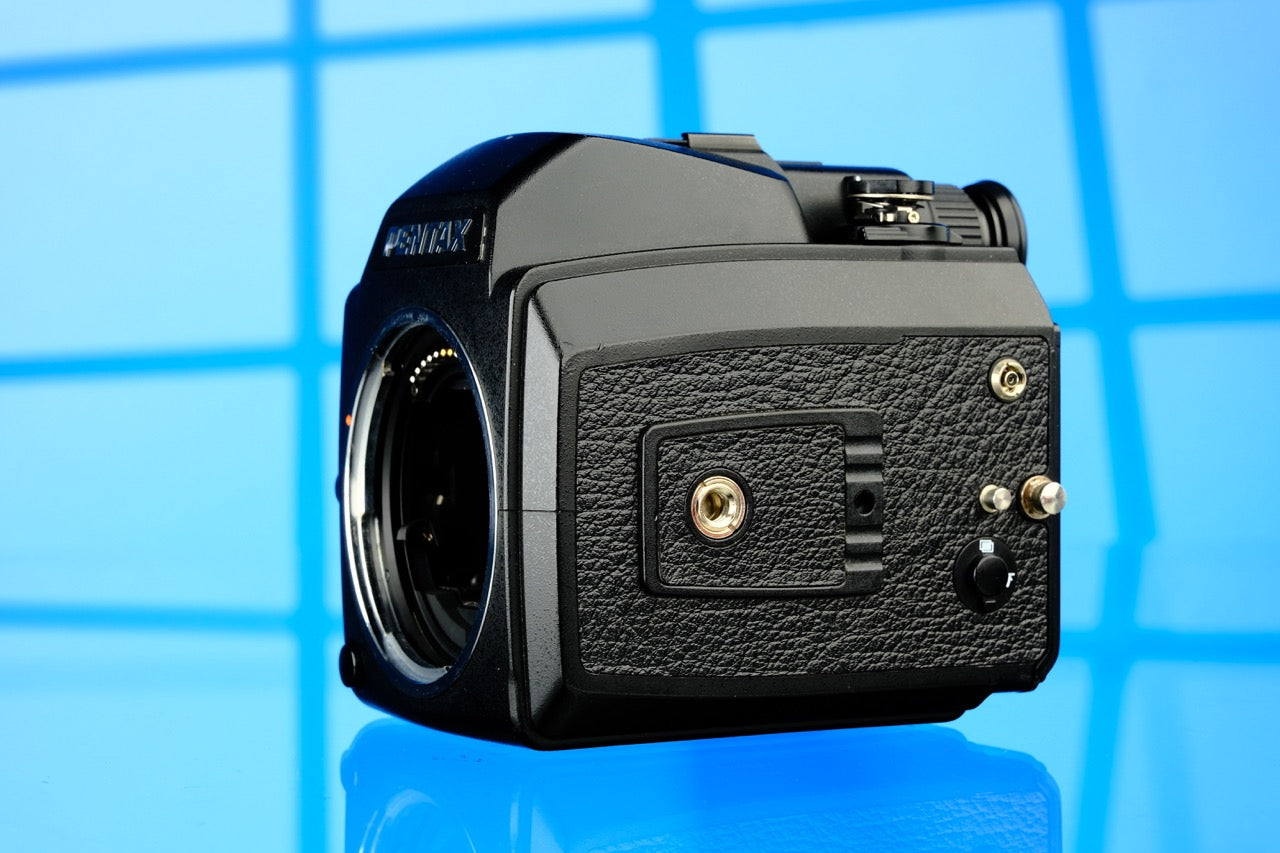 Pentax 645n 120 220 Medium Format Autofocus SLR Camera