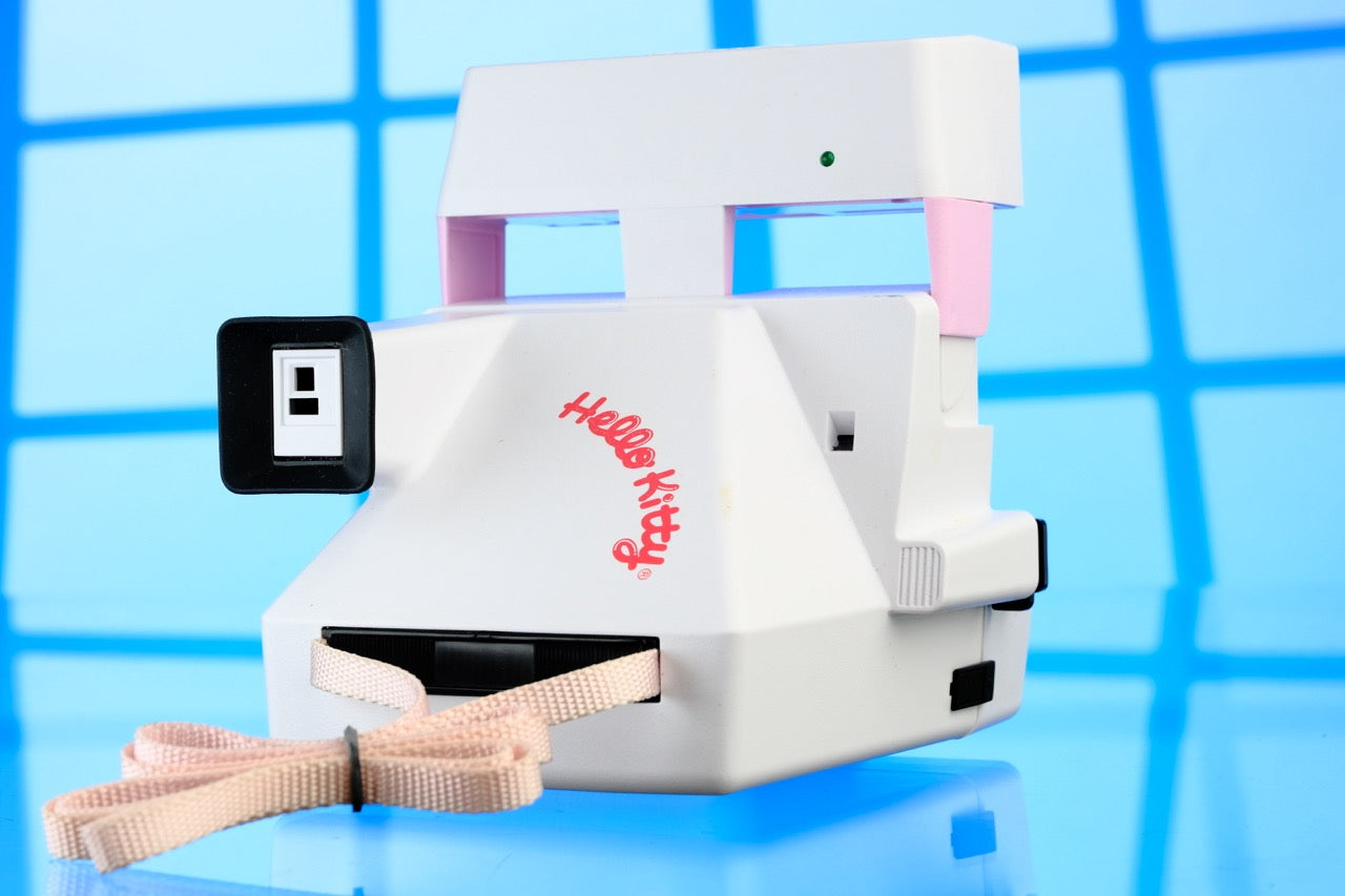 Polaroid 600 Hello Kitty Strawberry Kawaii Instant Film Camera