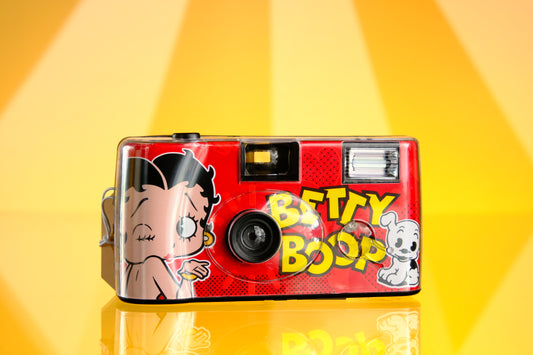 Betty Boop Retrospekt Brand 35mm Reloadable Disposable Camera