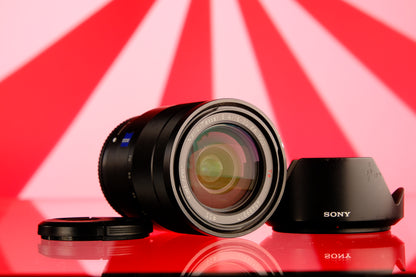 Carl Zeiss Vario Tessar 16-70mm f/4.0 ZA OSS Sony E Mount Lens