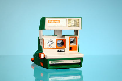 Polaroid 600 Peanuts Beagle Scouts Instant Film Camera